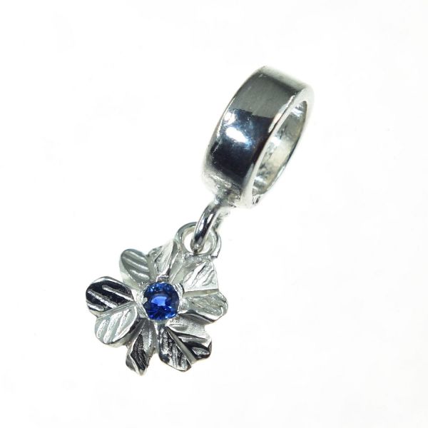 Bonaroca Charm Kleeblatt/ Saphir blau passend zu Lederarmband 6,5mm Kollektion Asmara AS3007