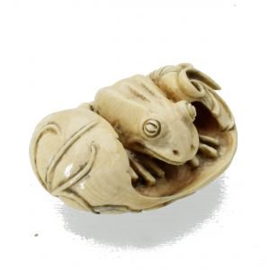 Frosch im Lotusblatt Netsuke