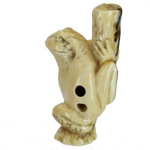 Frosch auf Ast Netsuke