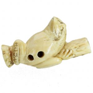 Frosch auf Ast Netsuke