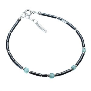 Bonaroca Opalidia Edelstein Hämatit Armband glatte Röhrchen, mit 4 Apatit Würfeln, Sterling Silber 925, OA708